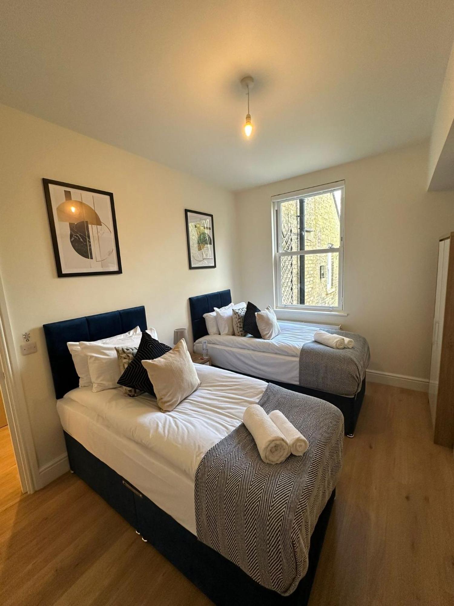 Central Cambridge Apartments By Tas Екстериор снимка