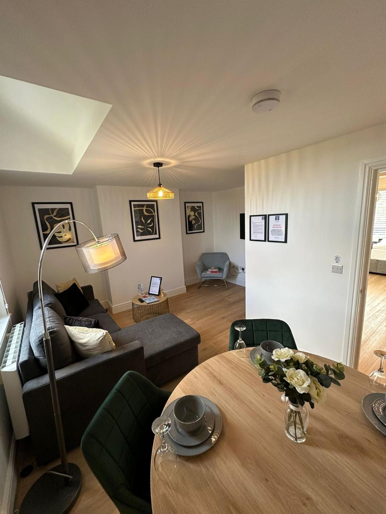 Central Cambridge Apartments By Tas Екстериор снимка